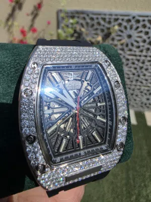 ساعة جوفيال سويسريه كأنها ريتشارد ميل اصليه  222  قطعة ألماس تاريخ الشراء  2026 / 3 / 8 .. لم تلبس