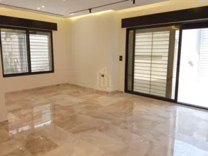 بالقرب من دوار المعارف في خلدا شقة تسوية 235م بسعر مميز / ref 1241