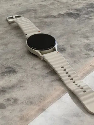 Samsung Galaxy Watch 7 (40mm, Bluetooth) - Cream - Excellent Condition