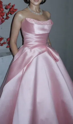 Wedding dress , dress , dresses , prom dress, فستان ، فستان اعراس، واردي ، elegant , cute