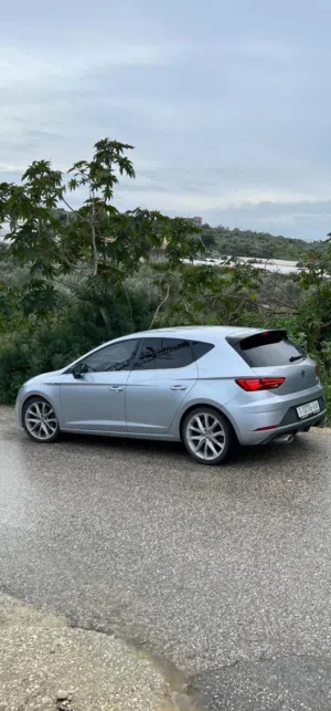 سيات-ليون-fr-2019-للبيع-بنزين-أوتوماتيك-ماشية-72-ألف-كم-سيارة-نظيفة-جدًا،-استعمال-شخصي-قوة-fr