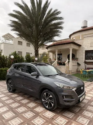 فقط 85 كاش جيب توسان 2019 فل فتحة سقف بصمة هند كهرباء يد اولى تامين شامل جديد وكالة سعر حرق كاش