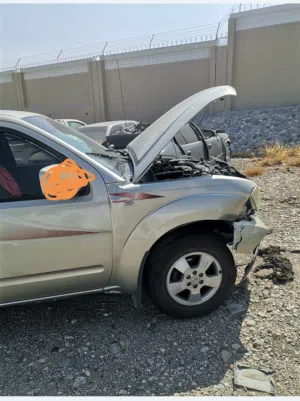 قطع غيار نيسان نافارا من 2008الى 15