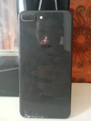 Apple iPhone 8 Plus 64 GB in Tripoli