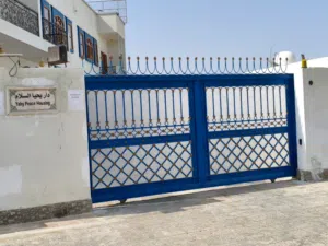 غرفة مفروشه قريب من البحر يومي/ شهري