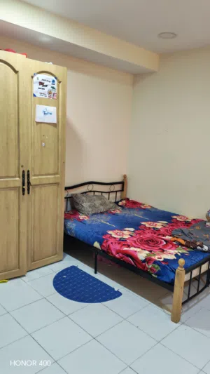 Fully furnished sharing room for rent (only Batchelors)