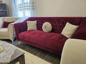 صالون للبيع