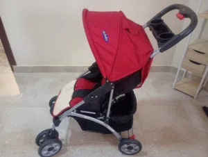 عربة أطفال للبيع