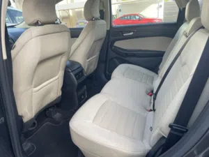 Ford Edge Lady Driven