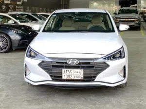 Used Hyundai Elantra in Al Riyadh