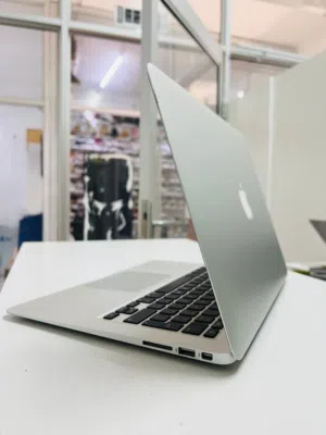 Macbook Air 13” (Free 10omr worth gift)