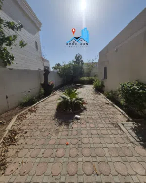 MADINAT QABOOS BEAUTIFUL 3+2BR TRADITIONAL VILLA WITH SPACIOUS BACKYARD