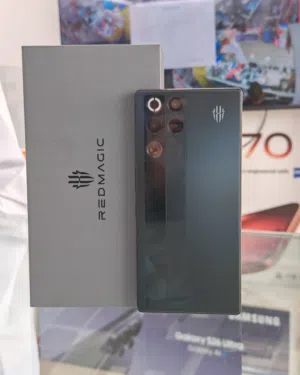 Redmagic 11 Pro  12/256GB