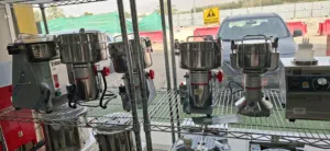 مطحنة البهارات والحبوب، chili Grinder, ويوجد ايضا مطاحن القهوة