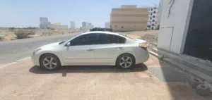 نيسان التيما 2008 للبيع
