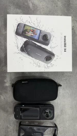 كاميرا INSTA 360 X4 كالجديده