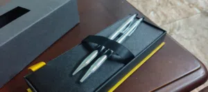 اقلام فضية ماركة كروس Cross