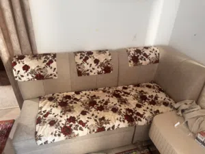 ركنه للبيع اربع قطع 15 دينار