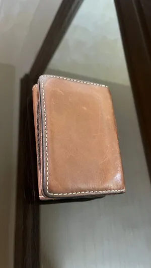 Bags - Wallet . Used1