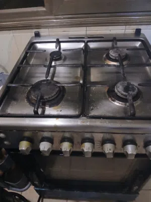 فرن اربع عيون بحاله جيده