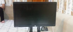 شاشة اج بي
