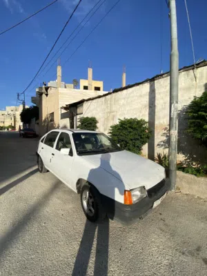 أوبل كاديت مديل 1991