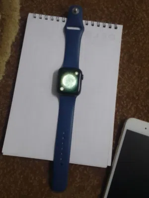 للبيع ساعة ابل مع جوال ايفون اصلى