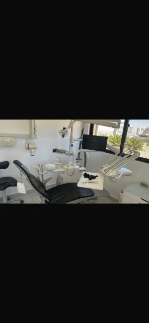 كرسي أسنان أمريكي aidec مستعمل نظيف Dental unit
