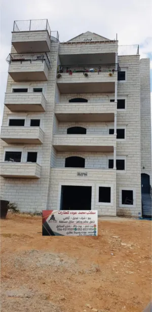 5+ floors . 1000 m2 . Agent3