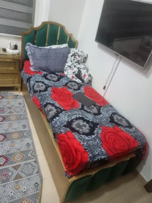 bed set 2 beds 2 side tables 1 wardrobe