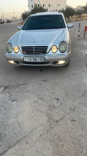 مرسيدس 2001 للبيع