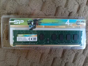 رام DDR3 4 جيجا للبيع جديد غير مستعمل بعلبتها مسكرة