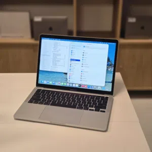 MacBook Pro M2 - 16GB RAM - 512GB SSD - 13.3-inch