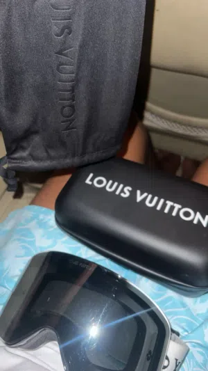 Louis Vuitton goggles snow mask   نظارات ليوس فيتون الثلجية