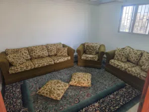107 m2 4 Bedrooms Apartments for Sale in Zarqa Russayfah