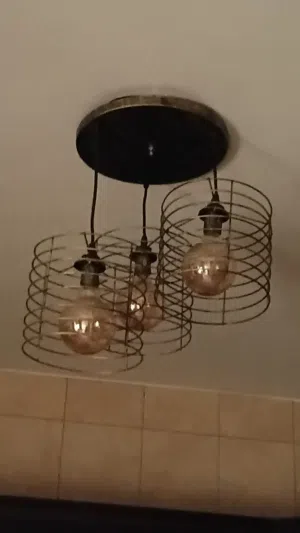 ثريات مطبخ للبيع