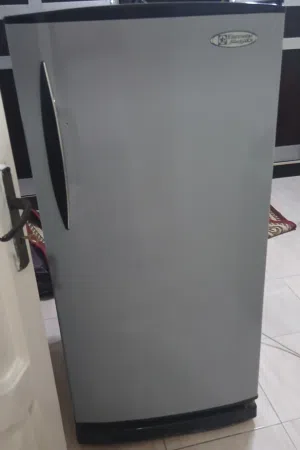 ديب فريزر الكتروستار نو فروست 5 درج مستعمل بحاله جيده المكان فيصل الطالبيه