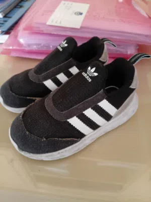 حذاء اديداس اصلي اسود