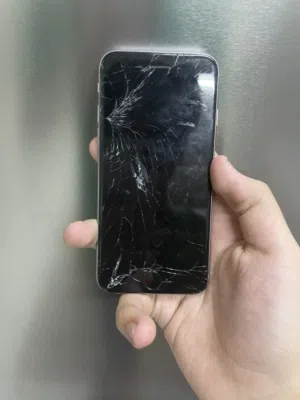 ايفون للبيع 6s علي السوم