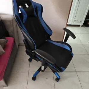 Gaming chair in excellent condition