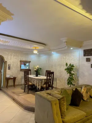 200 m2 3 Bedrooms Apartments for Sale in Giza Ard Al-Lewa