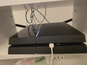 بلاي ستيشن 4 PS4