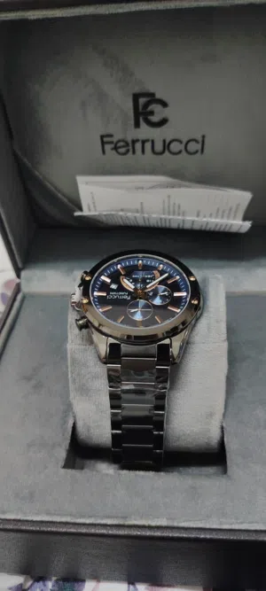 ساعه للبيع ferrucci