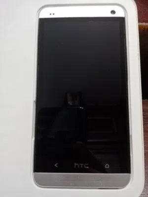 للبيع قطع  HTC one m7 dual sim