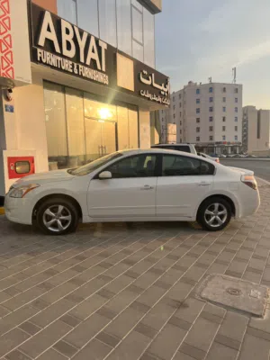 Used Nissan Altima in Muscat