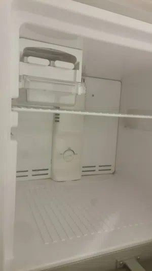 للبيع ثلاجة lg