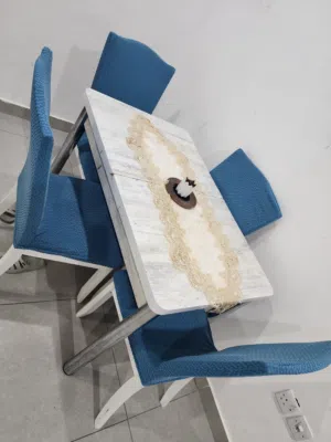 طاولة طعام 4 كراسي