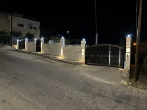 بيت مستقل للبيع في شومر - حي الجنينة بمساحة أرض 581م