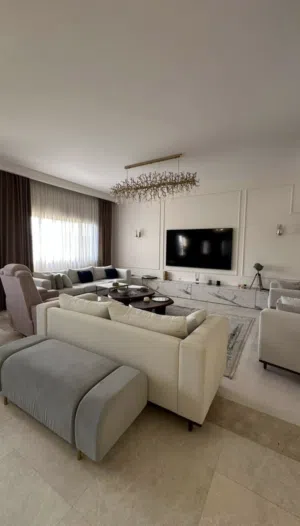 190 m2 3 Bedrooms Apartments for Rent in Giza Sheikh Zayed