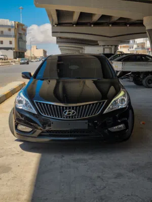 Hyundai grandeur 2012